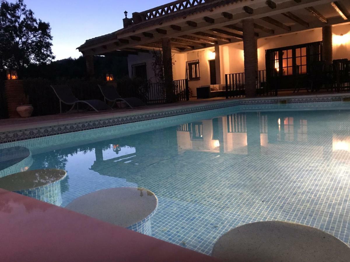 Villa Zahar Periana Eksteriør billede